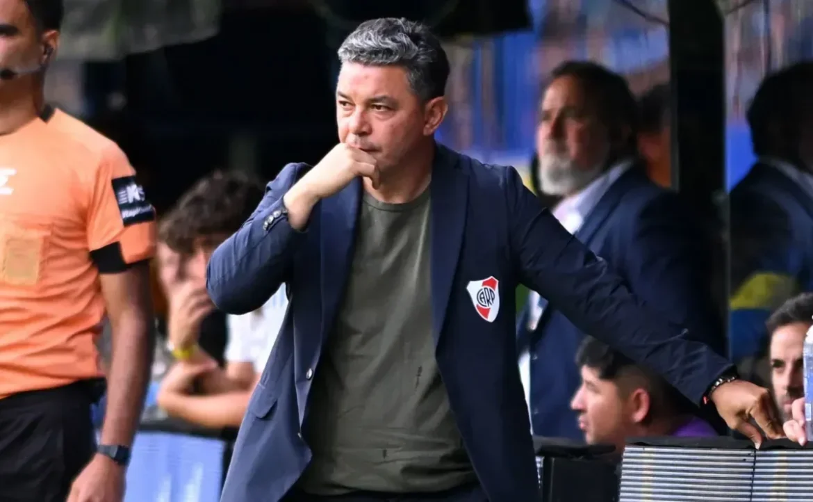 Gallardo suspendió la conferencia